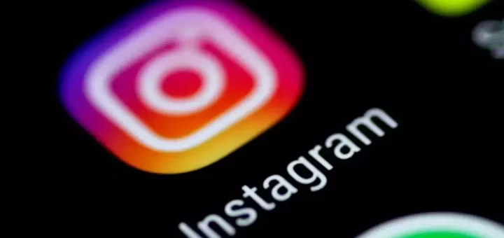 instagram akt