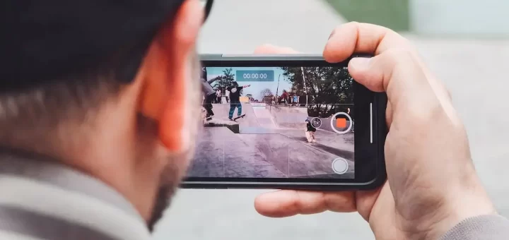 kak da obarna videoto v iphone