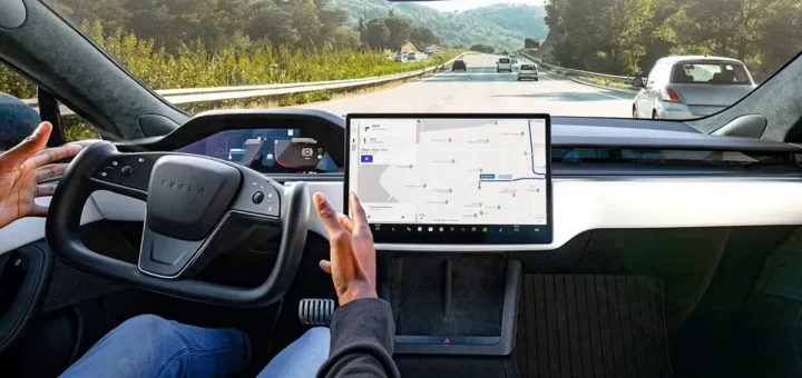 tesla bez dokosvane na volan