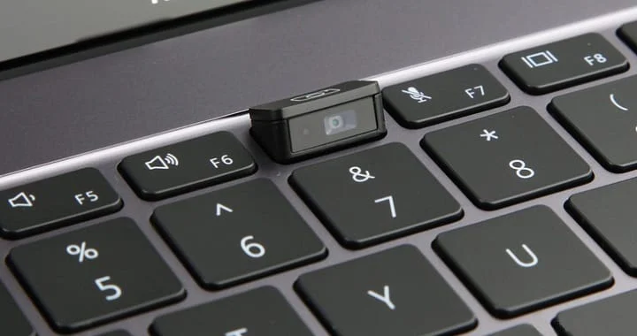 laptop,kamera,11 neshta