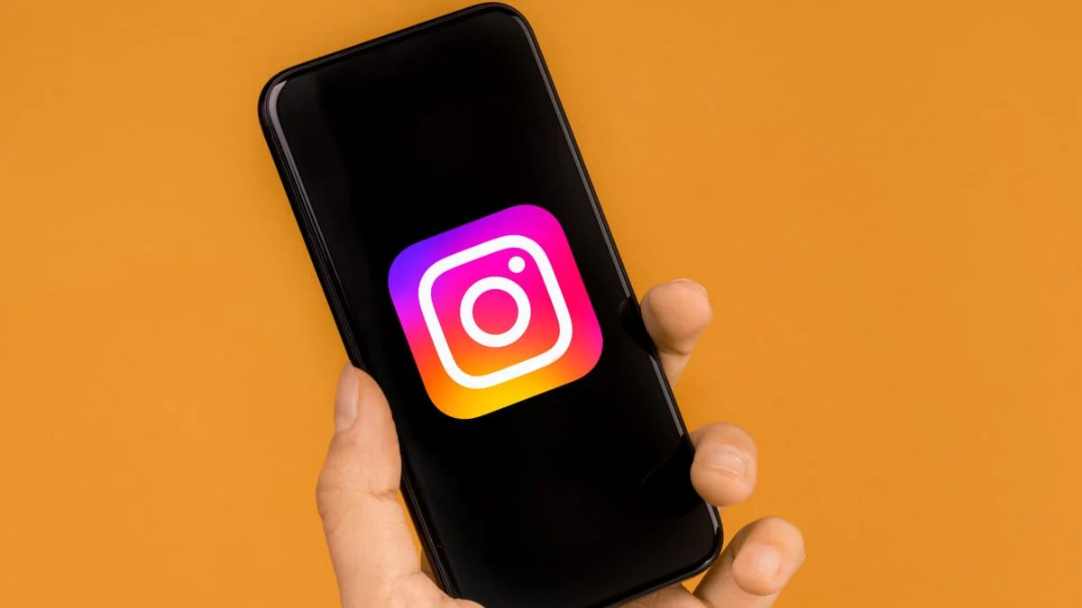 problem cheren ekran v instagram